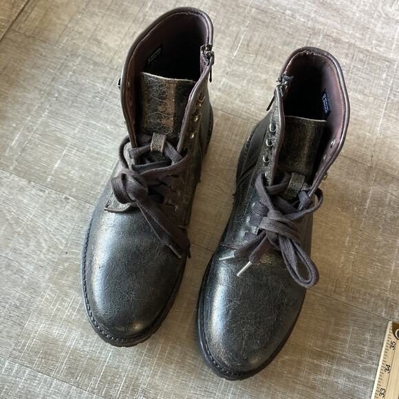 Allen Edmonds Higgins Mill Weatherproof Zip Lug Boot Brown 9.5 D USA